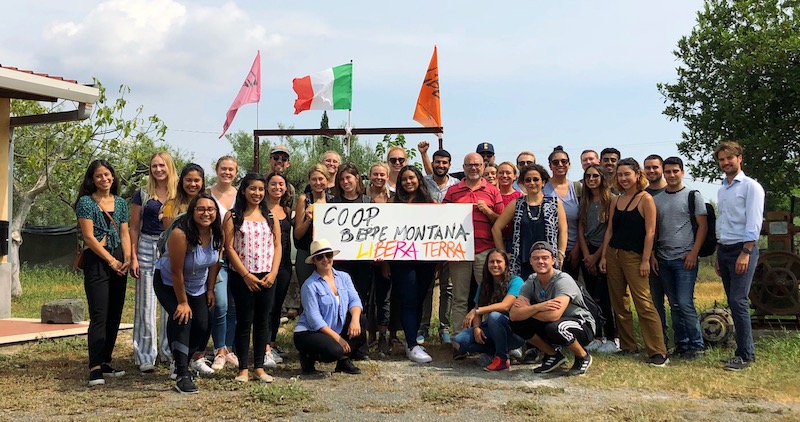 Group photo at Libera Terra
